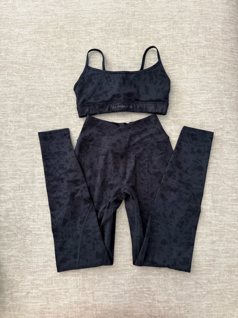 Alphalete Surface Limitless Bra and Power Legging Set — Pebble Black